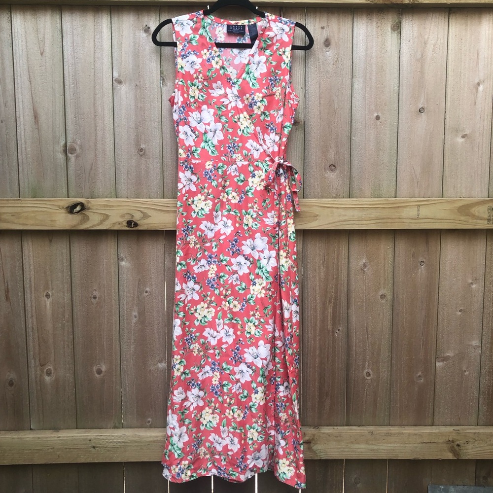 Liz Claiborne Crazy Horse Maxi Wrap Dress Salmon Pink Size 12P Sleeveless Floral